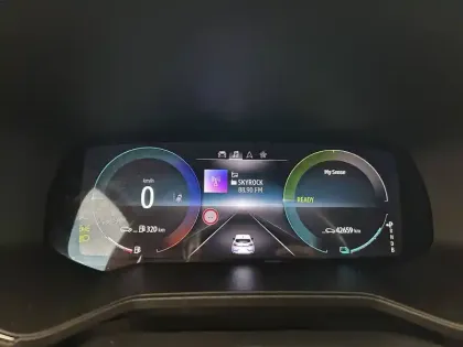 Photo 16 Renault Clio  E-Tech full hybrid 145