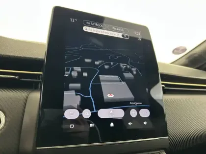 Photo 23 Renault Clio  E-Tech full hybrid 145