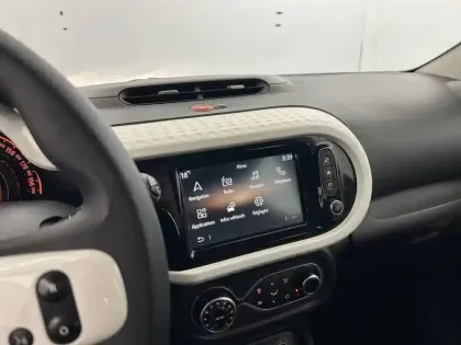 Photo 20 Renault Twingo  III SCe 65