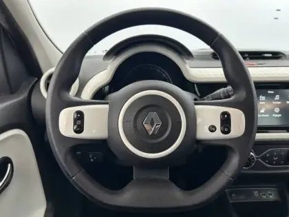 Photo 23 Renault Twingo  III SCe 65