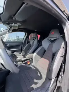 Photo 20 Alfa Romeo Junior  1.2 Ibrida 145 ch eDCT6