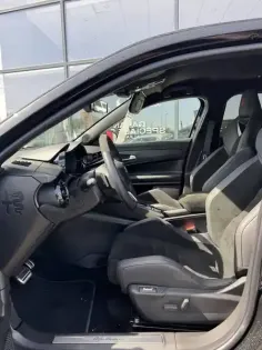 Photo 18 Alfa Romeo Junior  1.2 Ibrida 145 ch eDCT6