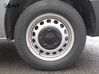 Photo 10 Peugeot Expert  CA FIXE XL BLUEHDI 180 S&S EAT8