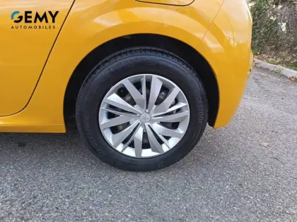 Photo 10 Peugeot 208  BlueHDi 100 S&S BVM6