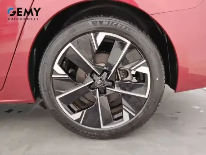 Photo 10 Peugeot 508  SW PureTech 130 ch S&S EAT8