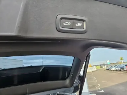 Photo 6 Volvo Xc40  T4 Recharge 129+82 ch DCT7