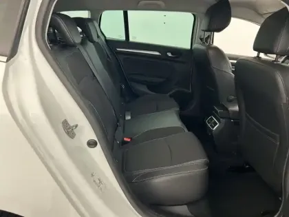 Photo 18 Renault Megane  IV Estate Blue dCi 115 EDC