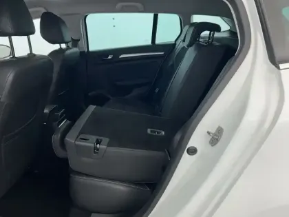 Photo 19 Renault Megane  IV Estate Blue dCi 115 EDC