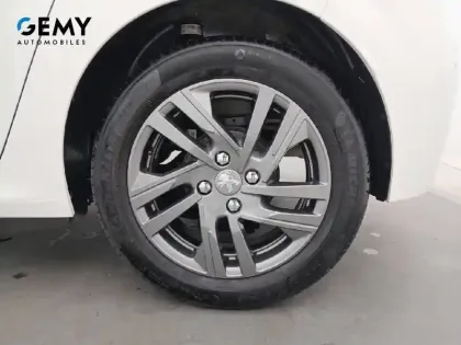 Photo 10 Peugeot 208  PureTech 75 S&S BVM5