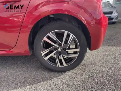 Photo 10 Peugeot 208  PureTech 100 S&S BVM6