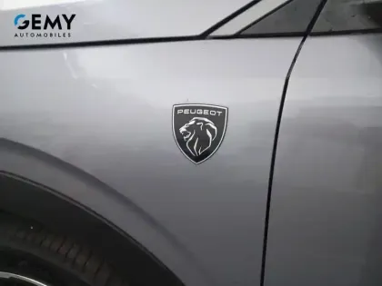Photo 20 Peugeot 5008  Hybrid 145 e-DCS6