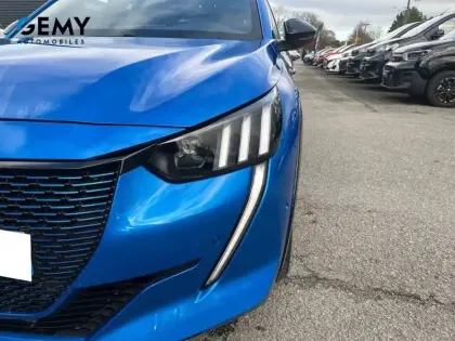 Photo 11 Peugeot 208  Electrique 50 kWh 136ch