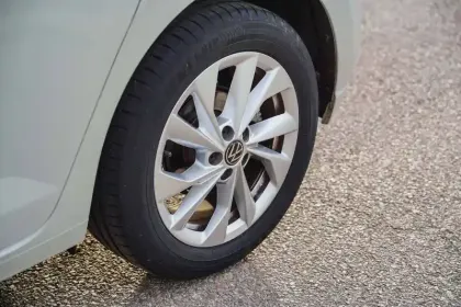 Photo 14 Volkswagen Polo  1.0 TSI 110 S&S DSG7