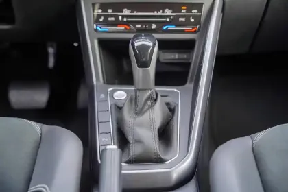 Photo 22 Volkswagen Polo  1.0 TSI 110 S&S DSG7