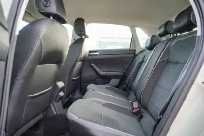 Photo 19 Volkswagen Polo  1.0 TSI 110 S&S DSG7