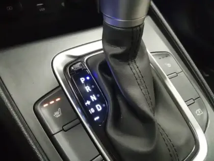 Photo 37 Hyundai Kona  Hybrid 141