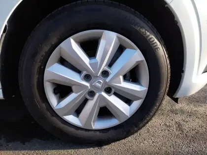 Photo 18 Dacia Sandero  ECO-G 100 - 22