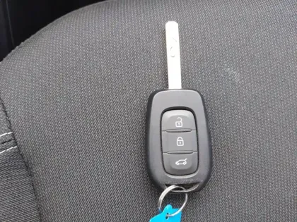 Photo 23 Dacia Sandero  ECO-G 100 - 22