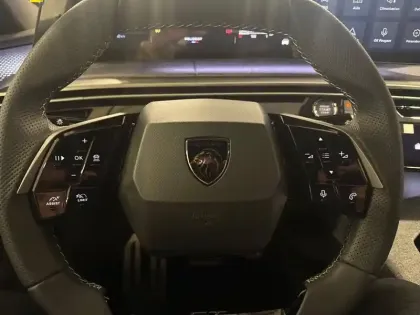 Photo 13 Peugeot 3008  Hybrid 136 e-DCS6