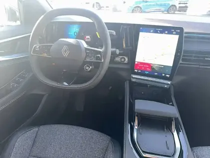 Photo 8 Renault Rafale  E-Tech full hybrid 200ch