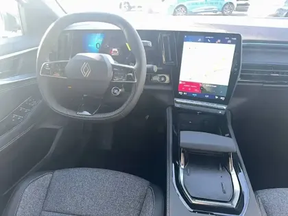 Photo 9 Renault Rafale  E-Tech full hybrid 200ch