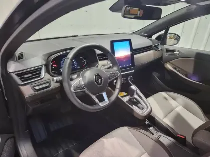 Photo 19 Renault Clio  TCe 130 EDC FAP