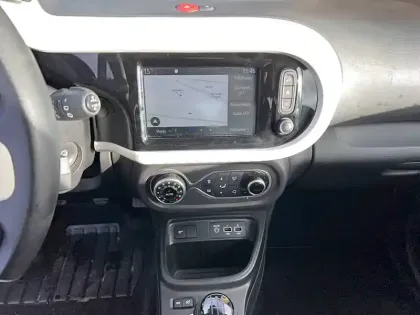 Photo 10 Renault Twingo  III SCe 65