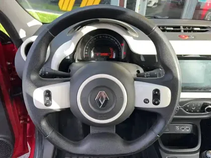 Photo 13 Renault Twingo  III SCe 65