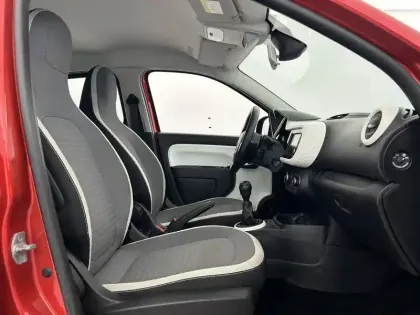 Photo 43 Renault Twingo  III SCe 65