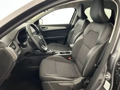 Photo 17 Renault Arkana  E-Tech 145 - 21B