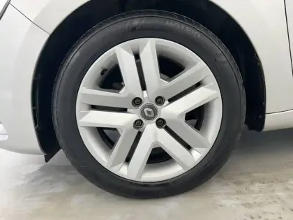 Photo 27 Renault Clio  Blue dCi 85