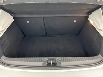 Photo 26 Renault Clio  Blue dCi 85