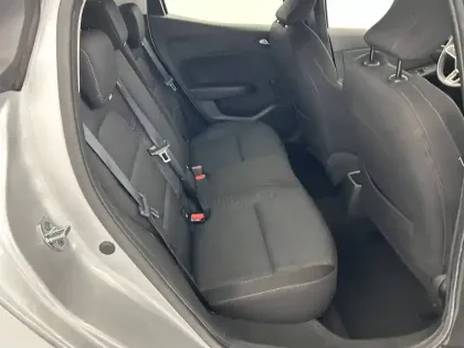 Photo 24 Renault Clio  Blue dCi 85