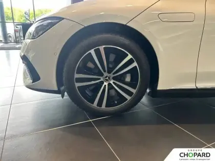 Photo 93 Mercedes EQE  300