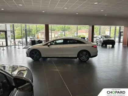 Photo 34 Mercedes EQE  300