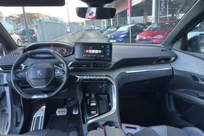 Photo 20 Peugeot 5008  PureTech 130ch S&S EAT8