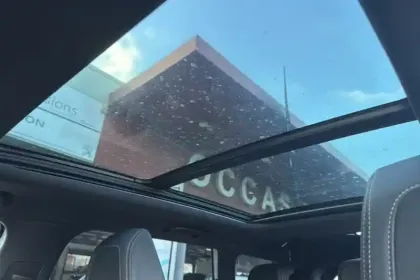 Photo 32 Peugeot 5008  PureTech 130ch S&S EAT8