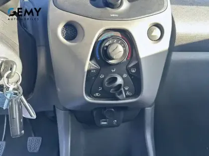 Photo 13 Peugeot 108  VTi 72ch S&S BVM5