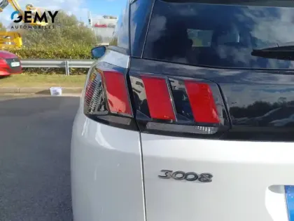 Photo 17 Peugeot 3008  Puretech 130ch S&S EAT8