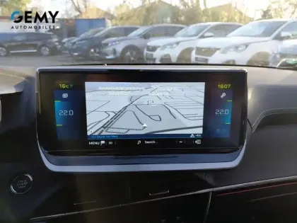 Photo 12 Peugeot 208  Electrique 50 kWh 136ch