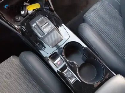 Photo 17 Peugeot 208  Electrique 50 kWh 136ch