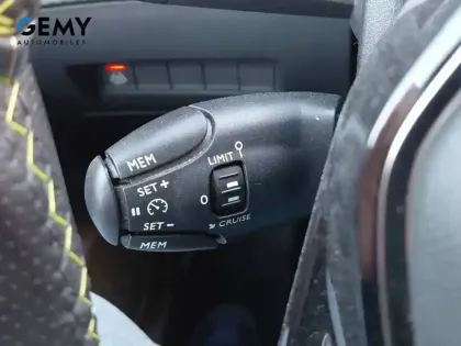 Photo 11 Peugeot 208  Electrique 50 kWh 136ch