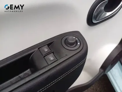 Photo 14 Renault Twingo  III E-Tech