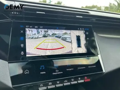 Photo 14 Peugeot 308  Electrique 55 kWh 156ch