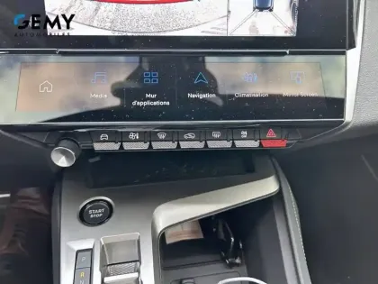 Photo 17 Peugeot 308  Electrique 55 kWh 156ch