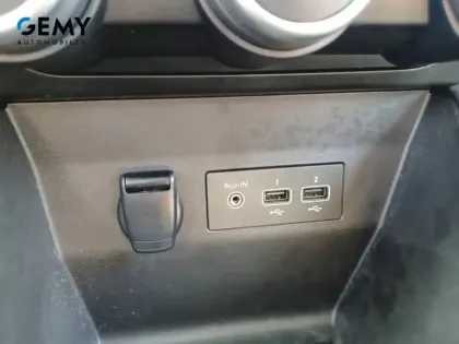 Photo 10 Renault Clio  Blue dCi 100 - 21N