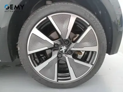 Photo 8 Peugeot 208  Electrique 50 kWh 136ch