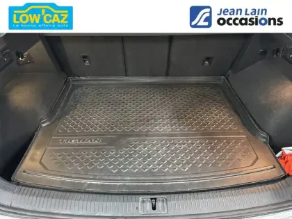 Photo 9 Volkswagen Tiguan  2.0 TDI 200ch DSG7 4Motion