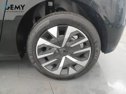 Photo 10 Peugeot 208  Hybrid 110 e-DCS6