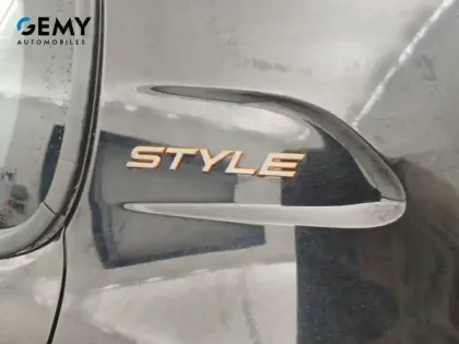 Photo 19 Peugeot 208  Hybrid 110 e-DCS6